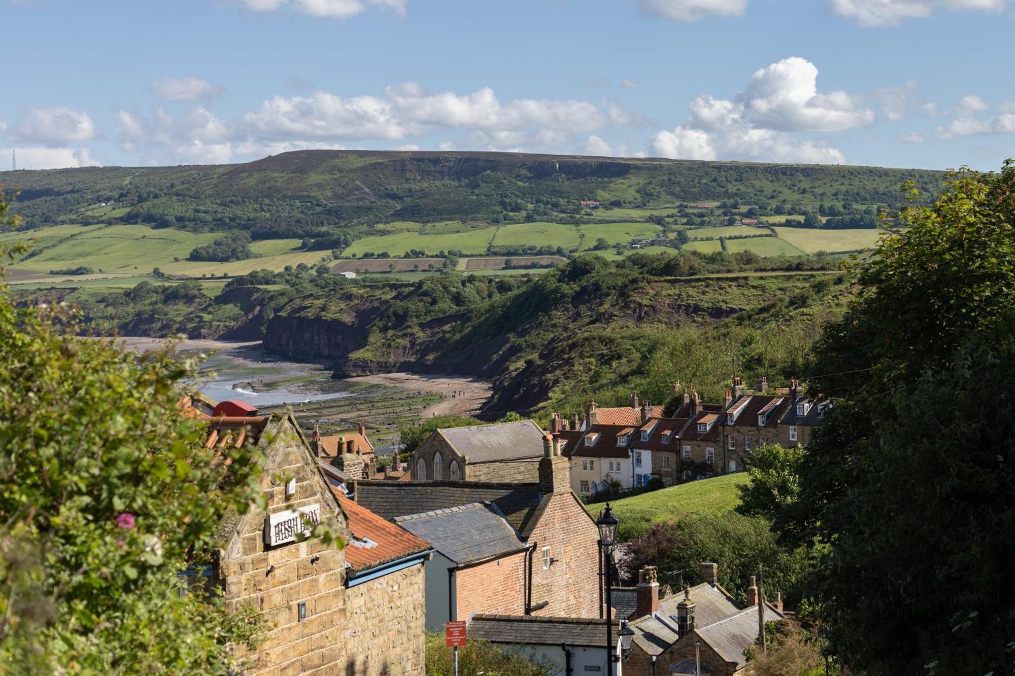 Victoria 4* Robin Hood's Bay