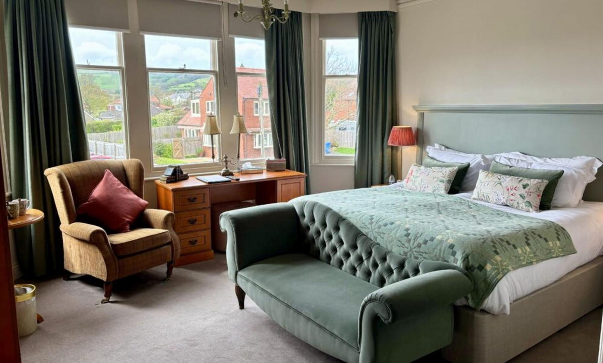 Victoria 4* Robin Hood's Bay