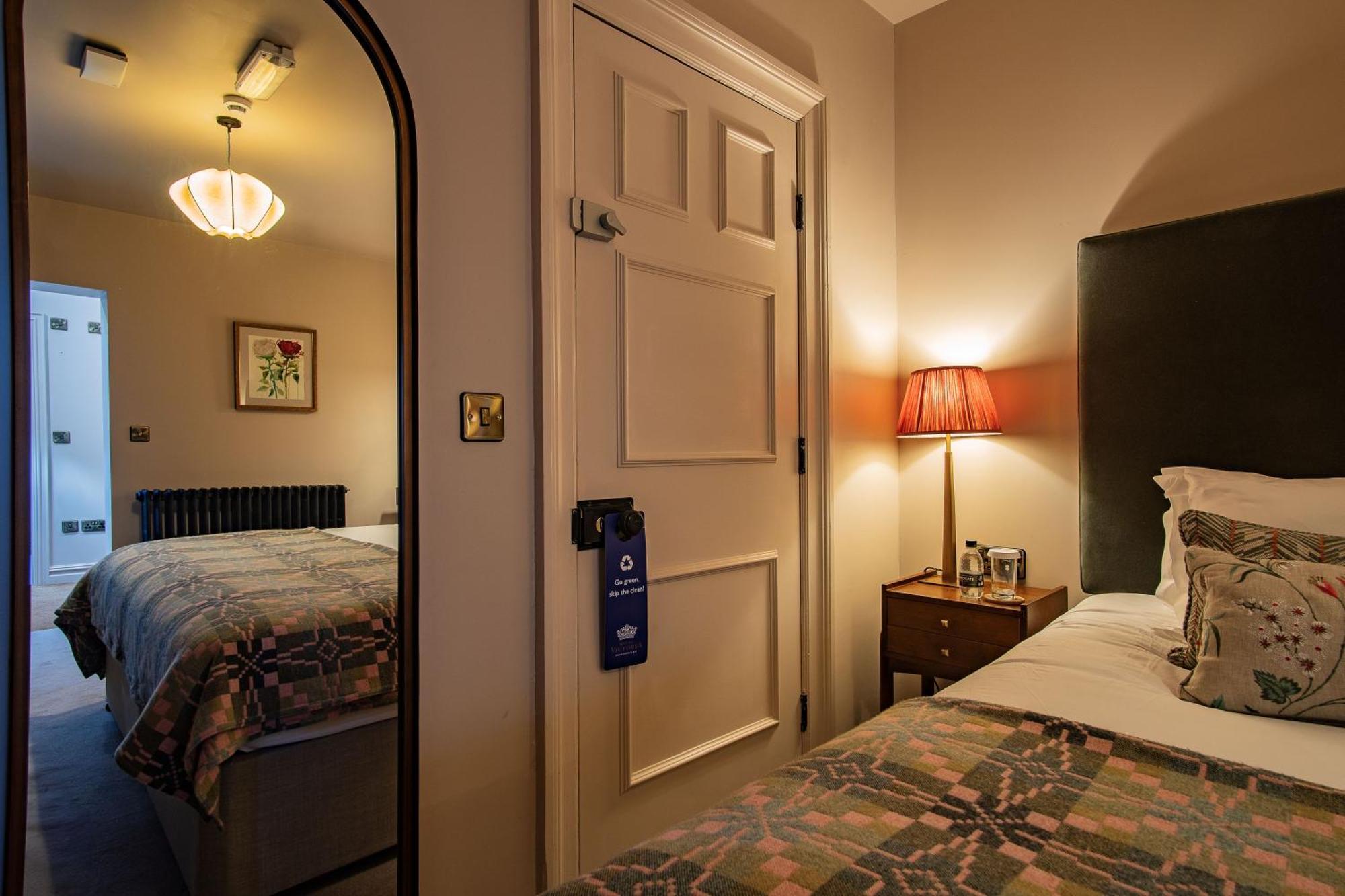 Victoria 4* Robin Hood's Bay